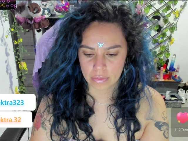 Live sex webcam photo for elektra-32 #277944567