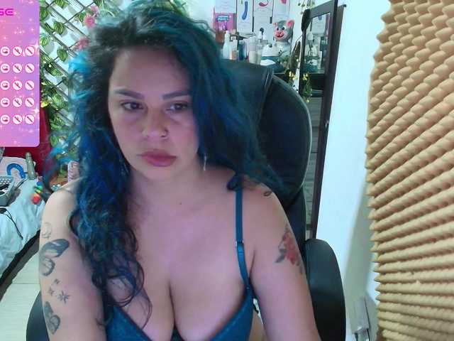 Live sex webcam photo for elektra-32 #289885702