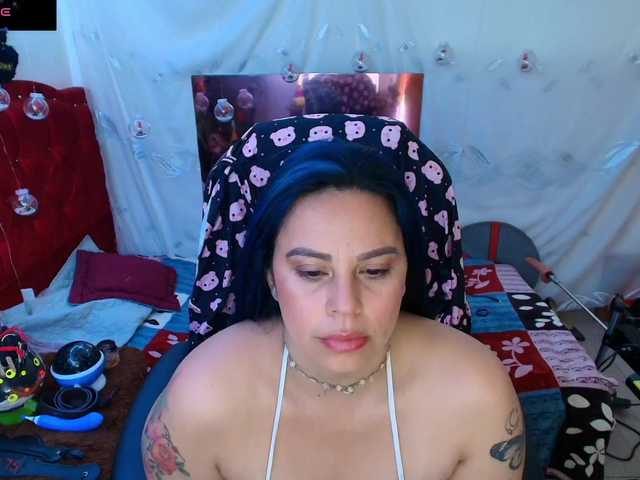 Live sex webcam photo for elektra-32 #290334776