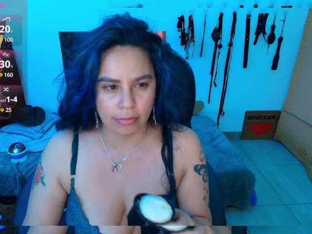 Live sex webcam photo for elektra-32 #290605428