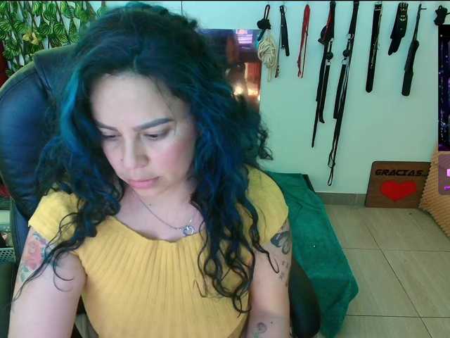 Live sex webcam photo for elektra-32 #291033913