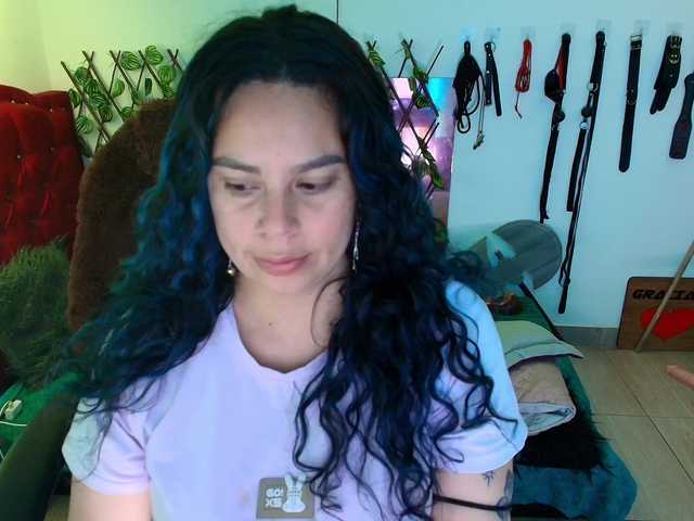 Live sex webcam photo for elektra-32 #291203753