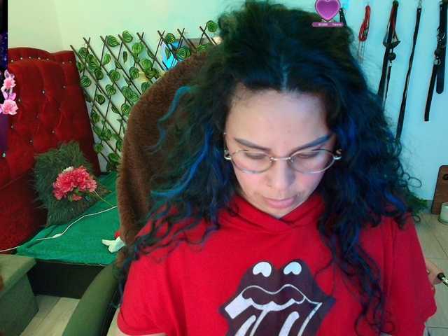 Live sex webcam photo for elektra-32 #291351355