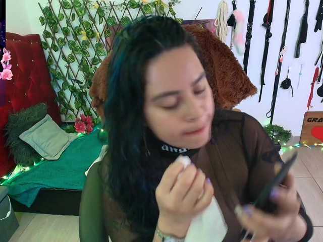 Live sex webcam photo for elektra-32 #291560171