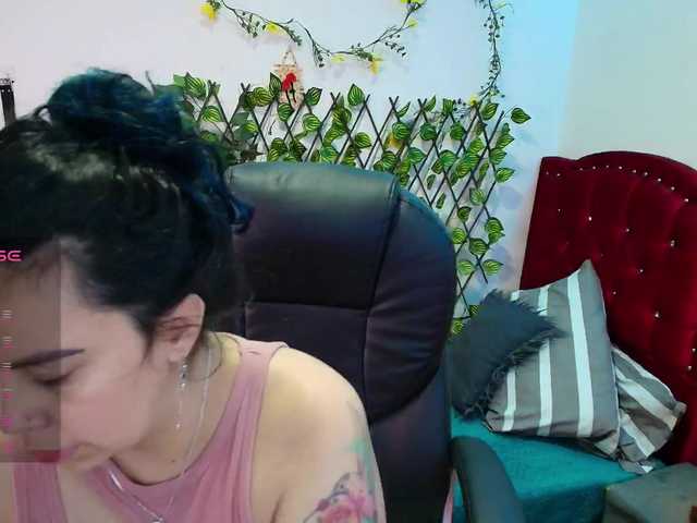 Live sex webcam photo for elektra-32 #292182586