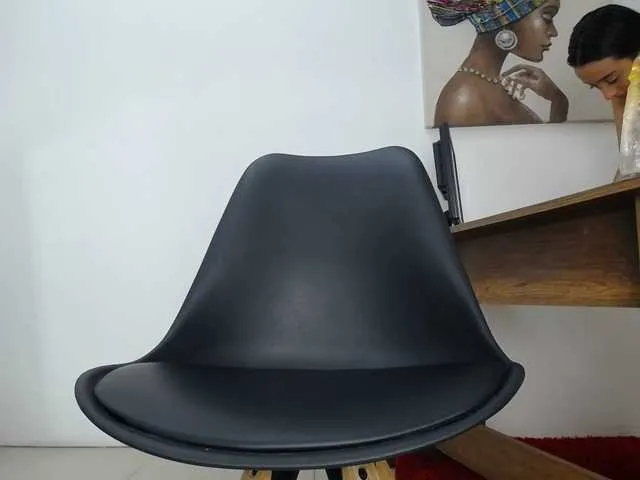 Live sex webcam photo for elensweet18 #273651375