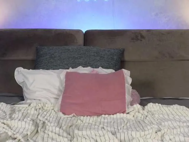 Live sex webcam photo for elfinvibes #290944282