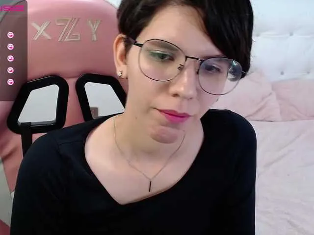 Live sex webcam photo for eligos069 #273470098