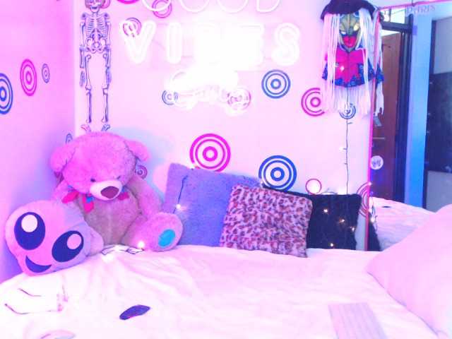 Live sex webcam photo for EliJass #272203114