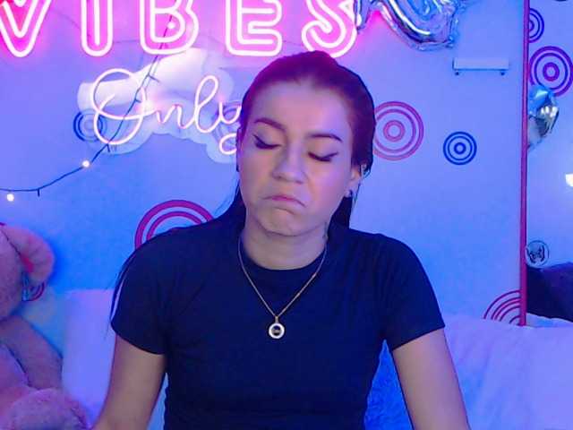 Live sex webcam photo for EliJass #272549575