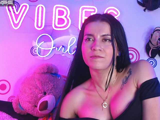 Live sex webcam photo for EliJass #273363462