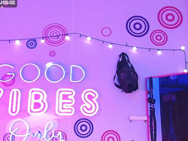 Live sex webcam photo for EliJass #273643430