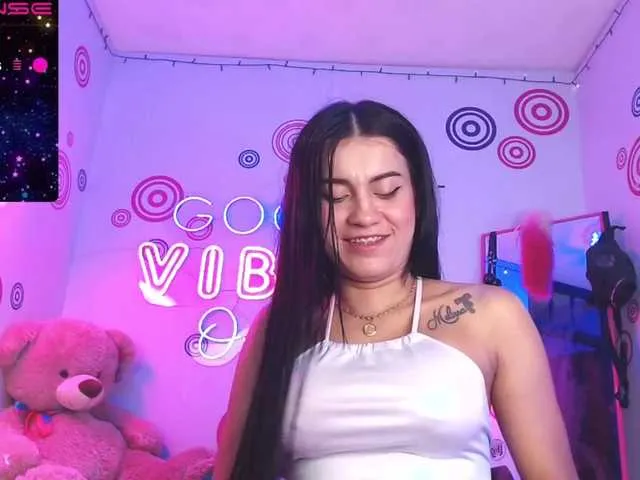 Live sex webcam photo for EliJass #273872388