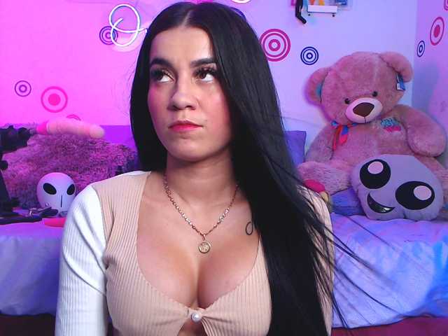 Live sex webcam photo for EliJass #274562271