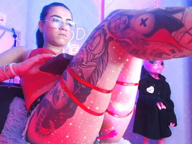 Live sex webcam photo for EliJass #275497237