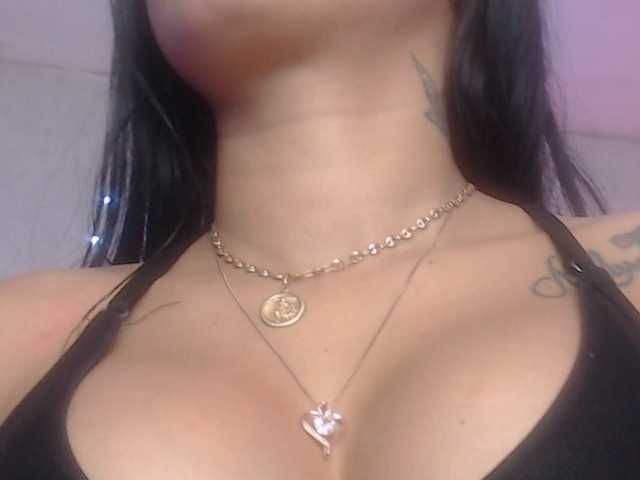 Live sex webcam photo for EliJass #275687474