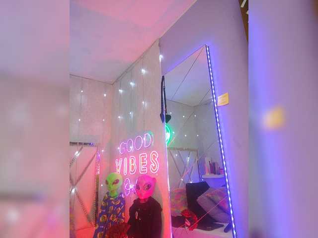 Live sex webcam photo for EliJass #275693010