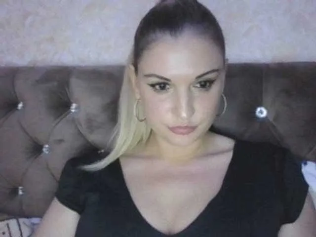 Live sex webcam photo for elina2013 #276145210