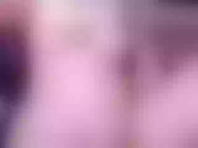 Live sex webcam photo for elinaxxx #272422401