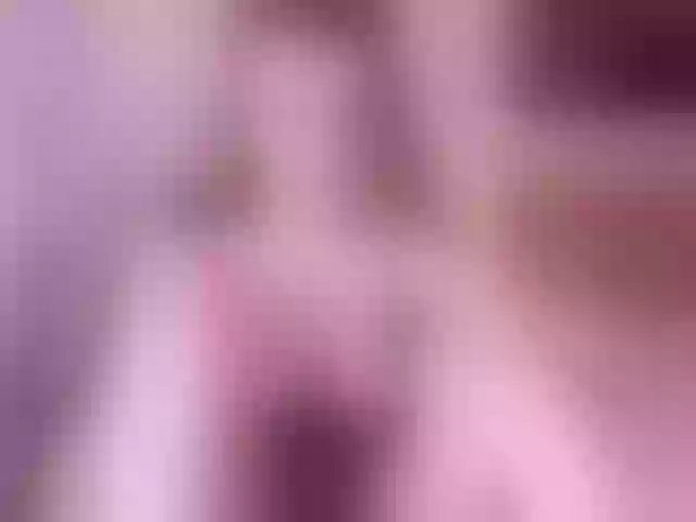 Live sex webcam photo for elinaxxx #273502307