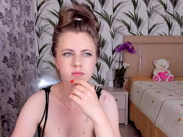 Live sex webcam photo for elinaxxx #276073145