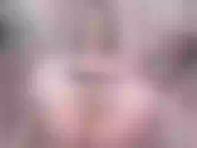 Live sex webcam photo for elinaxxx #276592246