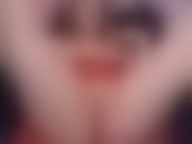 Live sex webcam photo for elinaxxx #290669343