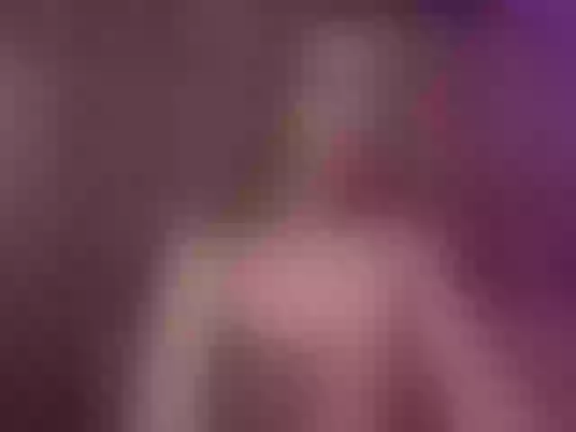 Live sex webcam photo for elinaxxx #291593694