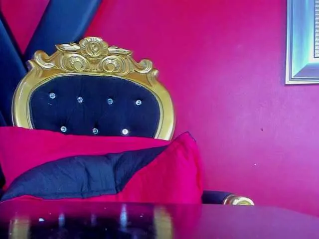 Live sex webcam photo for elinne-hendrix #291935087