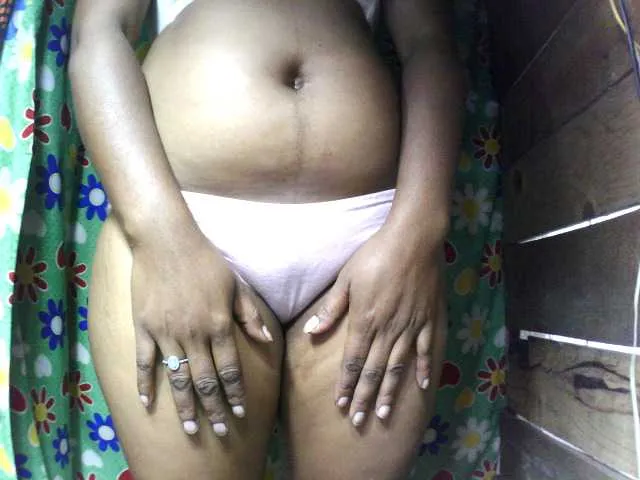 Live sex webcam photo for elisah #278233384