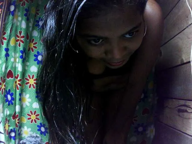 Live sex webcam photo for elisah #278249714