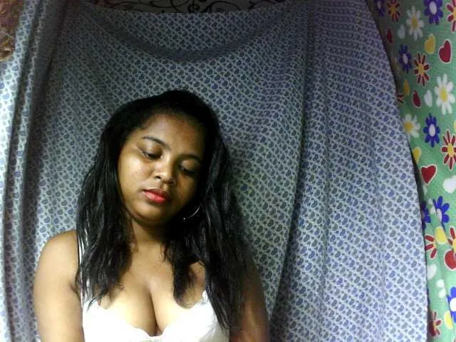 Live sex webcam photo for elisah #278308804