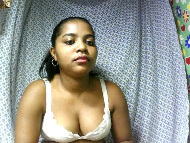 Live sex webcam photo for elisah #280489883