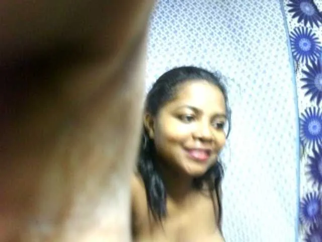 Live sex webcam photo for elisah #285287789