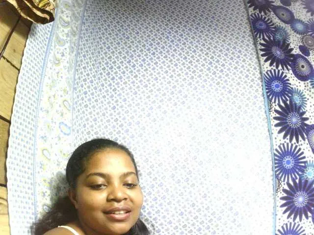 Live sex webcam photo for elisah #285645701