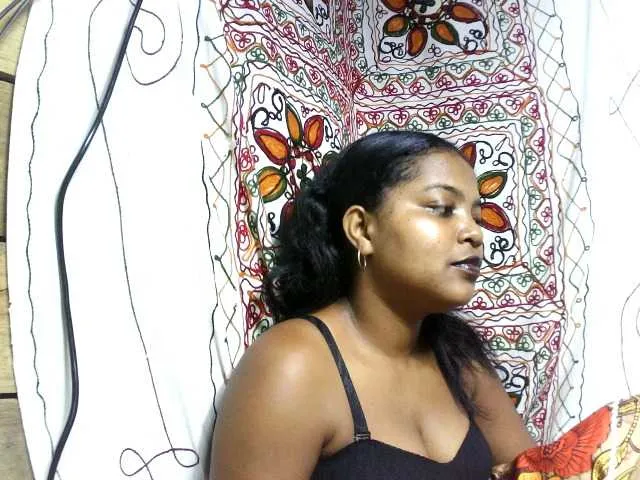 Live sex webcam photo for elisah #286547092