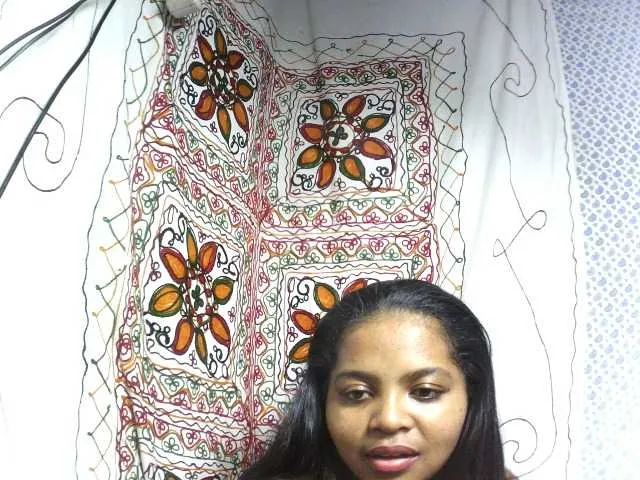 Live sex webcam photo for elisah #288068675