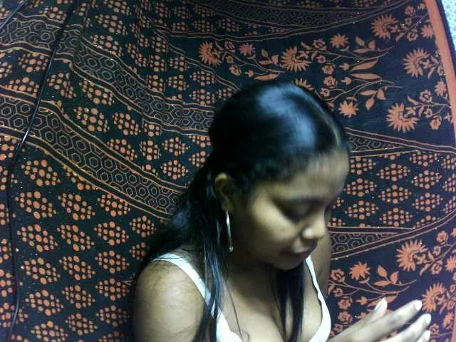 Live sex webcam photo for elisah #288512790