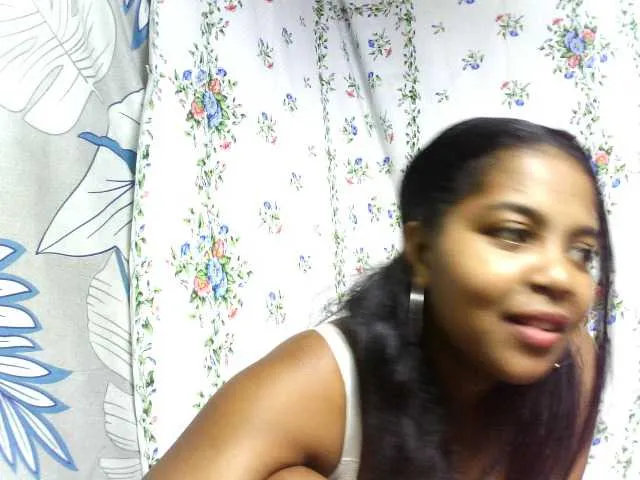 Live sex webcam photo for elisah #288934959