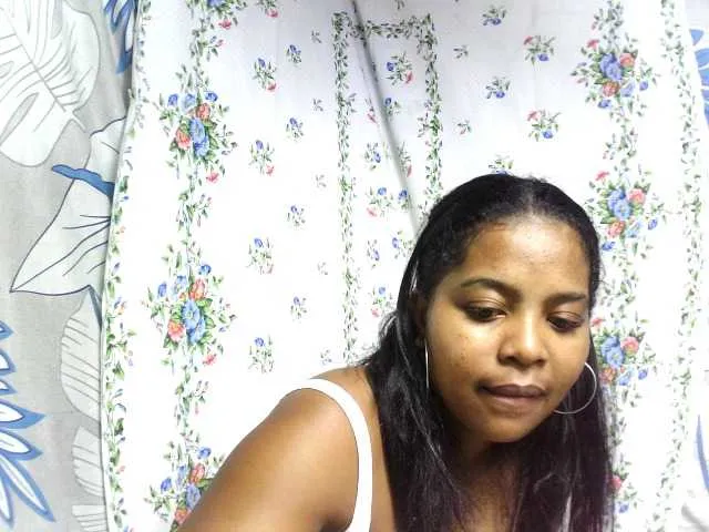 Live sex webcam photo for elisah #288967777