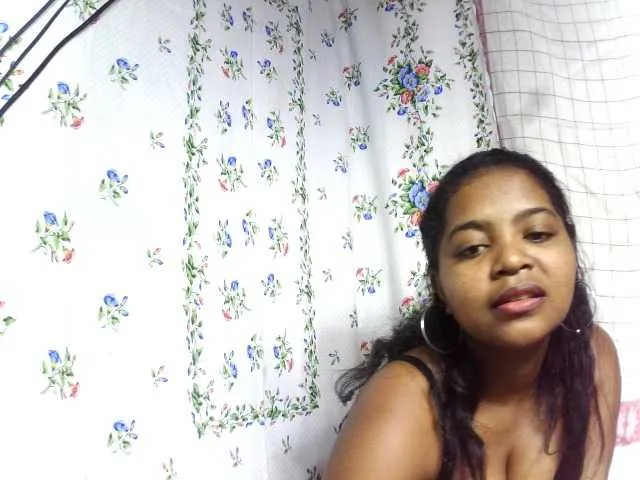 Live sex webcam photo for elisah #289318659