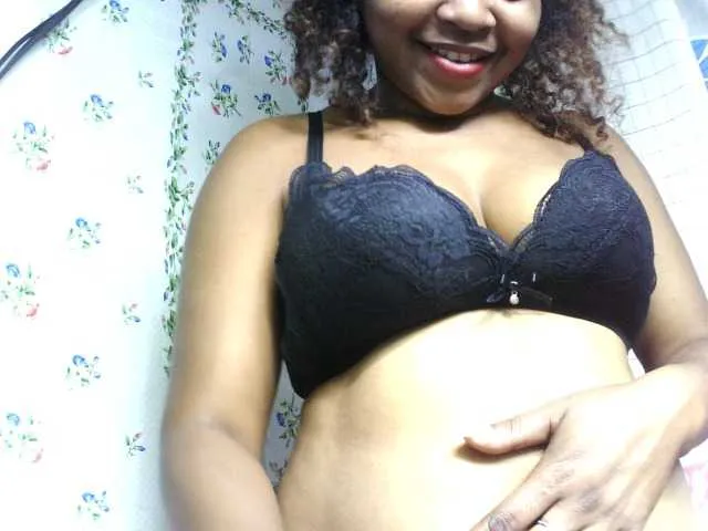 Live sex webcam photo for elisah #289323273