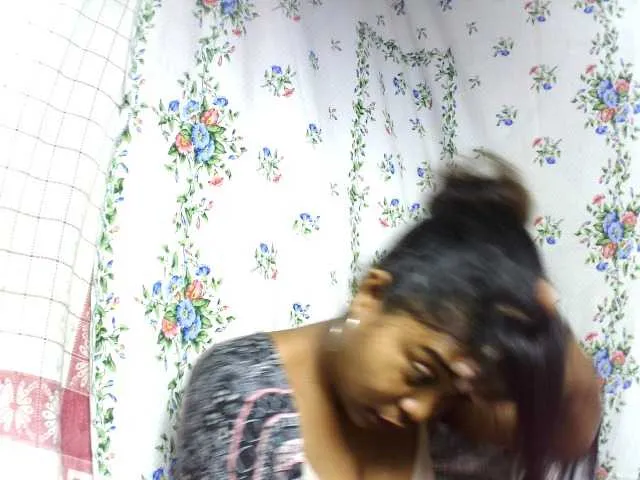 Live sex webcam photo for elisah #289834527