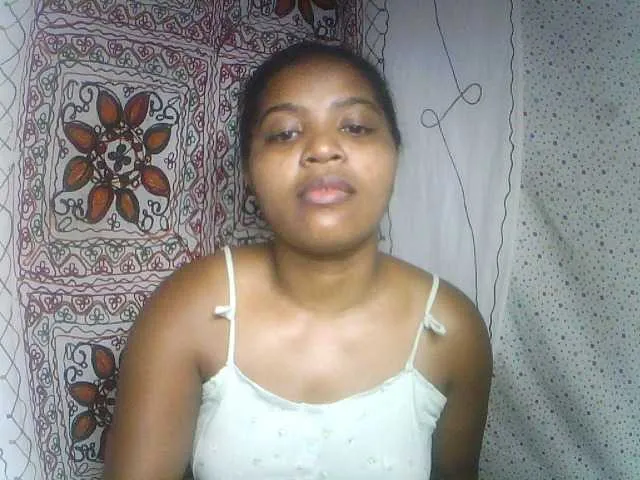 Live sex webcam photo for elisah #290125282