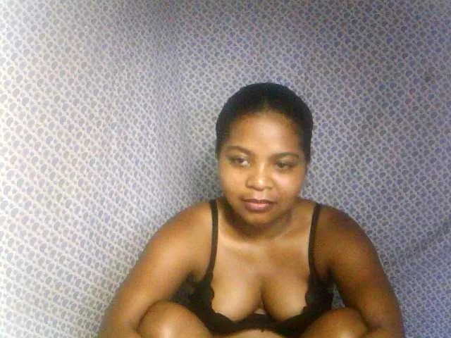 Live sex webcam photo for elisah #290187878