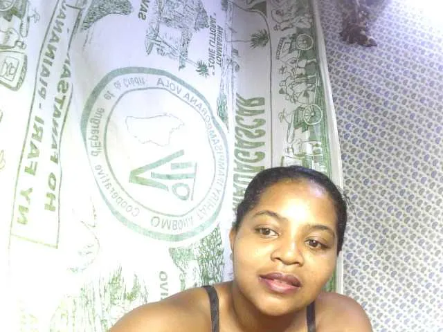 Live sex webcam photo for elisah #290238587