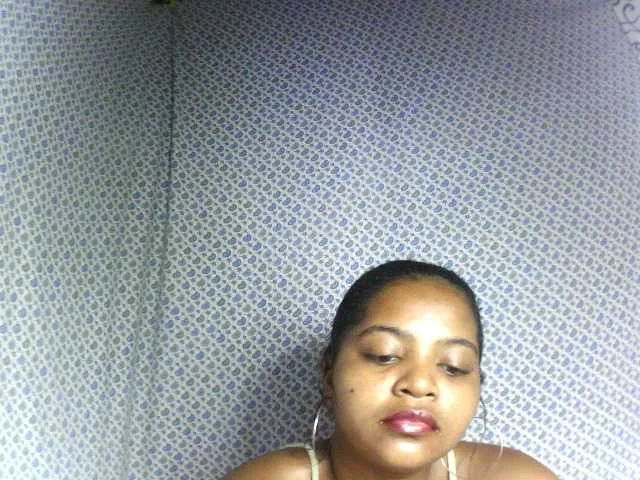 Live sex webcam photo for elisah #290305912