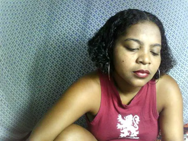 Live sex webcam photo for elisah #290333785