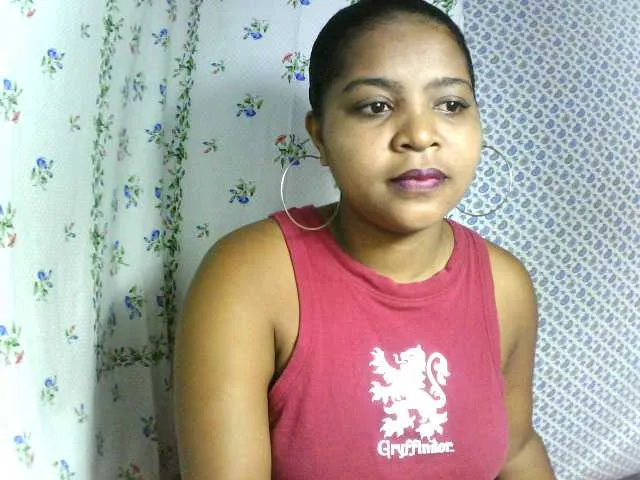 Live sex webcam photo for elisah #290385138