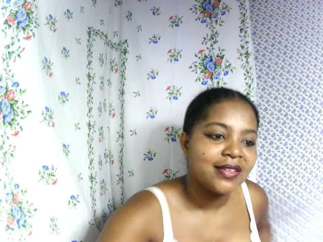 Live sex webcam photo for elisah #290388294